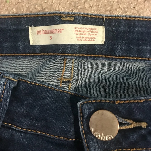 No boundaries jeans - Picture 2 of 2